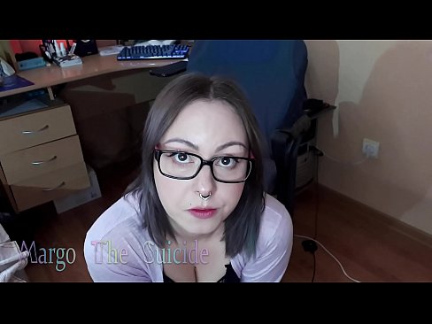 ❤️ Nighean gnèitheach le speuclairean a’ suirghe Dildo gu domhainn air a’ chamara ️❌ Super porn aig gd.milf300com.ru ﹏
