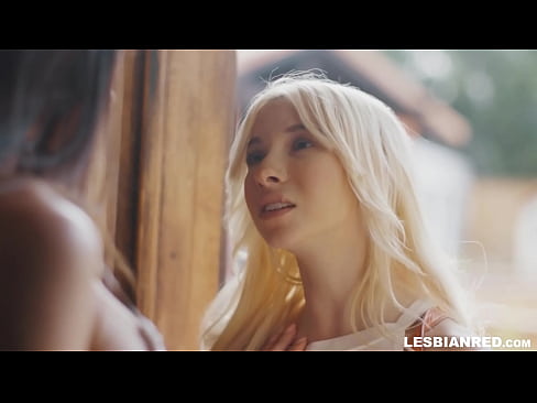 ❤️ Nighean a 'tighinn dhachaigh beagan mhìosan an dèidh sin agus a' crìochnachadh suas ag ithe a h-stepmom's pussy ️❌ Super porn aig gd.milf300com.ru ﹏